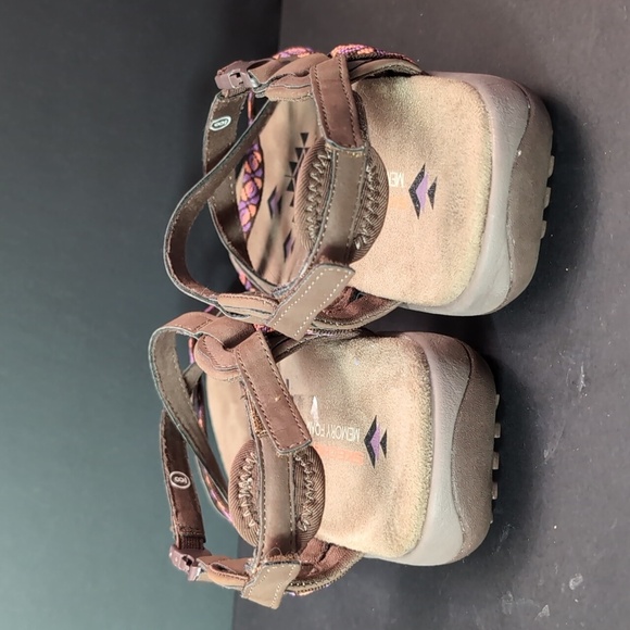 Sketchers Regay Slim Woman's Brown/Purple Sandals,size 8. - Picture 4 of 9